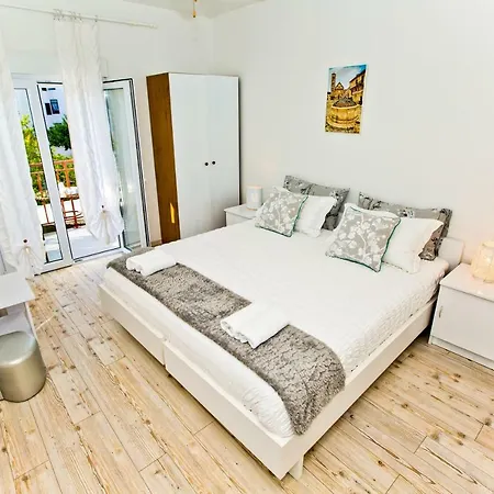 Apartment Ana Ii Hvar Town