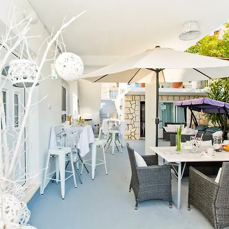 Apartment Ana Ii