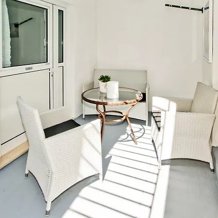 Ana Ii Apartment *