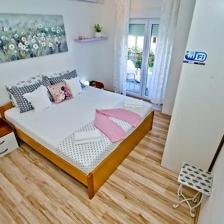 Ana Ii Apartment